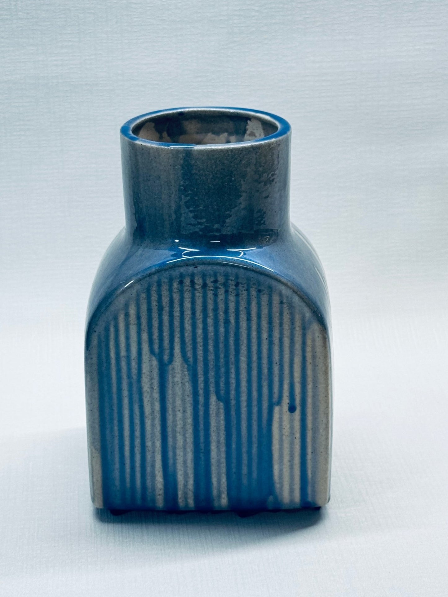 Small Ceramic Vase (blue resin) - JEWISHJOY.co