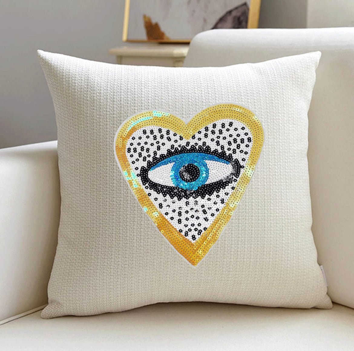 Sequin Heart Evil Eye Embroidered Patches - JEWISHJOY.co