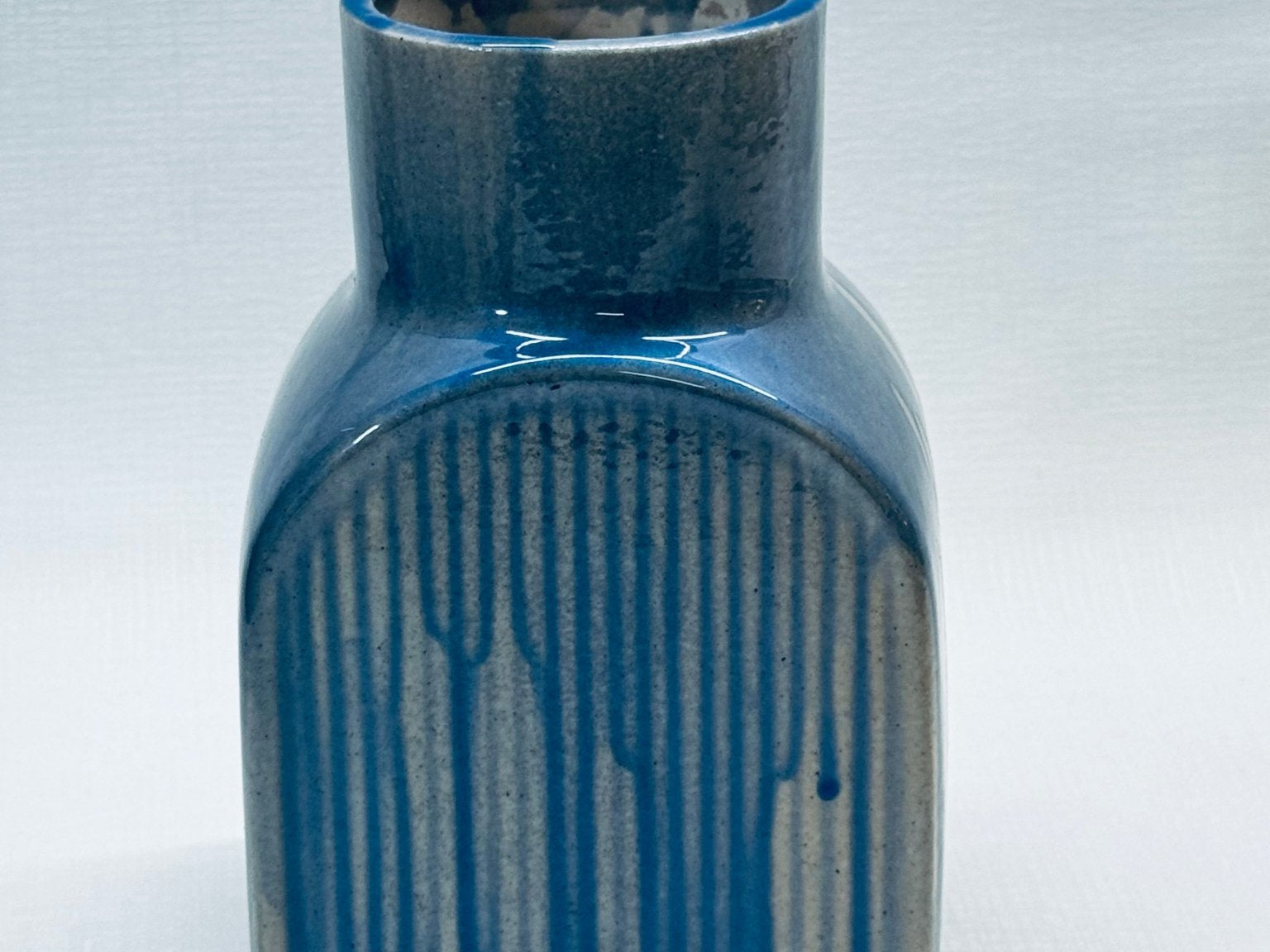 Small Ceramic Vase (blue resin) - JEWISHJOY.co