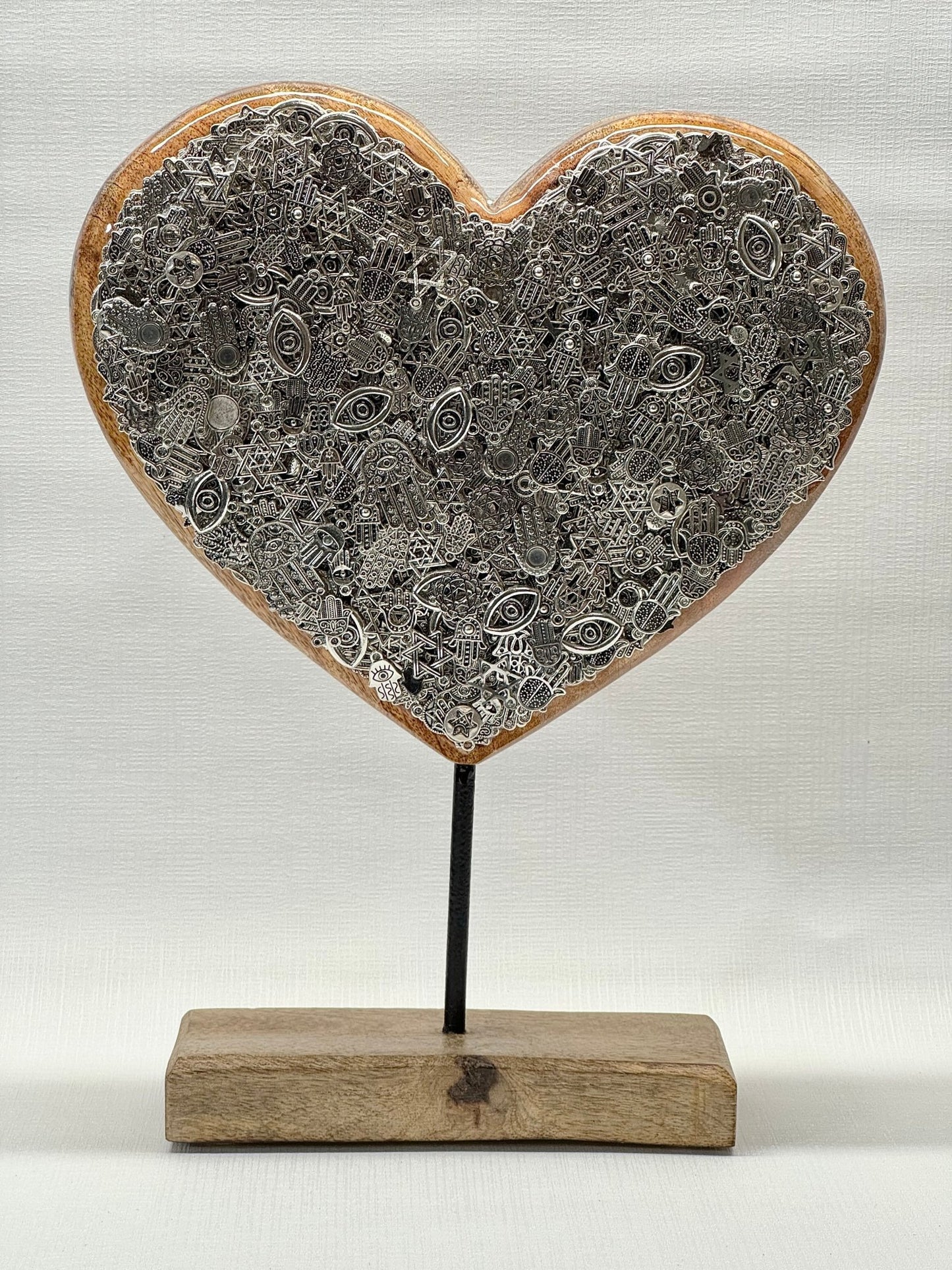 Wooden HAMSA Heart on Stand - JEWISHJOY.co